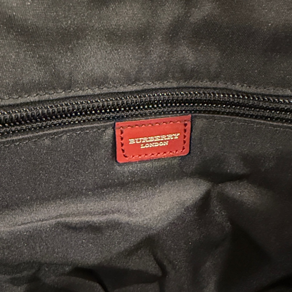 Burberry Blue Crossbody Bag with Red Accents - Picture 3 of 3